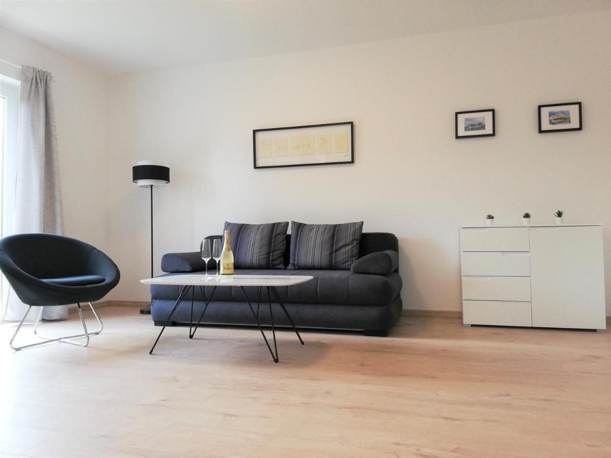 Apartment Punta Premantura E With Garden Екстер'єр фото